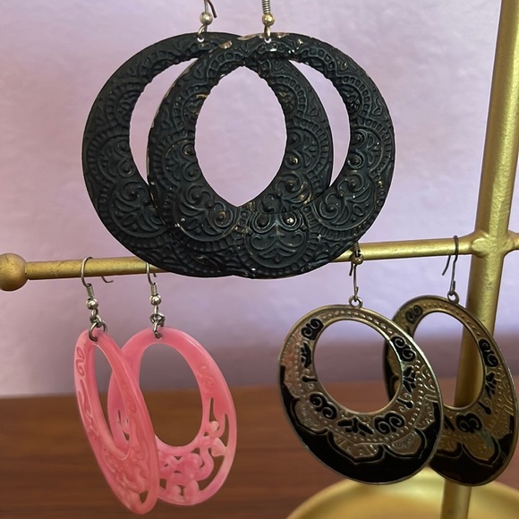 Hoop earrings. Backs not included. Different colors, materials, and sizes. - Picture 3 of 4